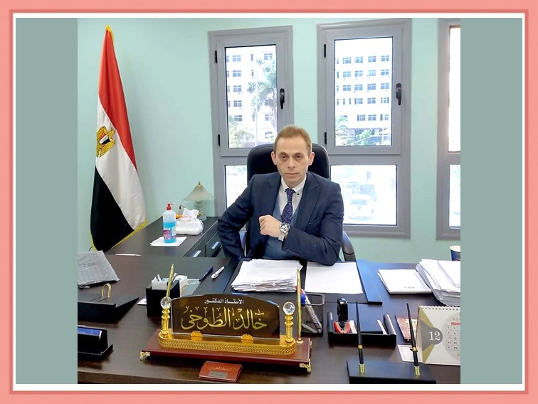تهنئة الأستاذ الدكتور/ خالد الطوخي - لتجديد تعيين سيادته نائباً لمدير المراكز الطبية الثلاث