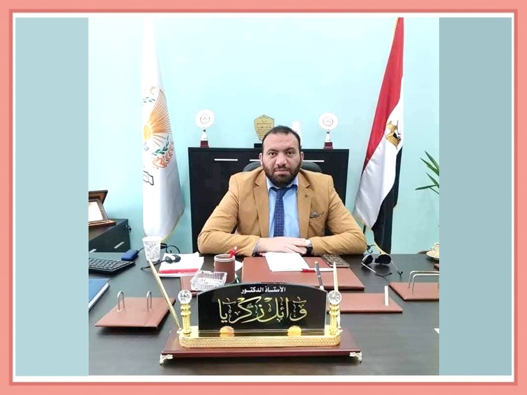 تهنئة الأستاذ الدكتور/ وائل زكريا - لتجديد تعيين سيادته مديراً للمراكز الطبية الثلاث